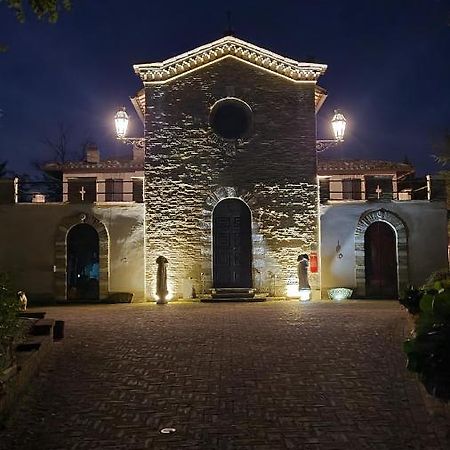 מלון אורבינו Convento Di San Martino In Crocicchio מראה חיצוני תמונה