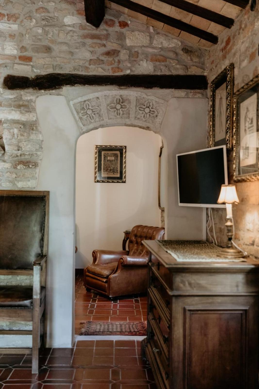 מלון אורבינו Convento Di San Martino In Crocicchio חדר תמונה