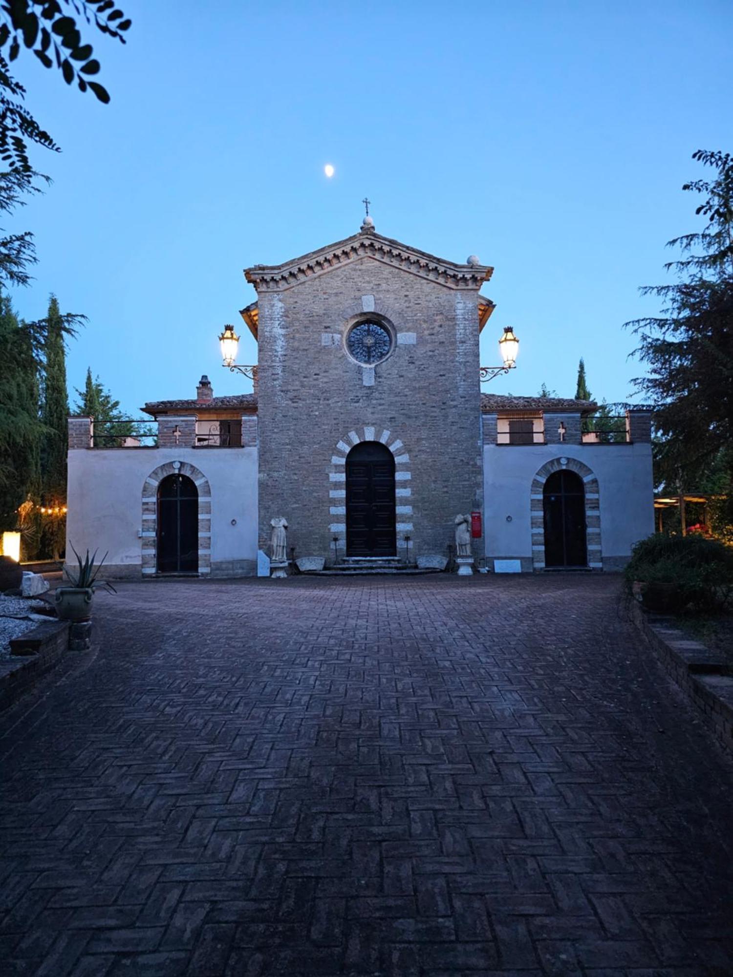 מלון אורבינו Convento Di San Martino In Crocicchio מראה חיצוני תמונה